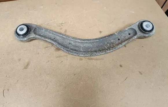 Mercedes-Benz C AMG W205 Rear control arm A2043500132