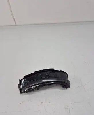 Jaguar F-Pace Mirror indicator light K8D213B382AA