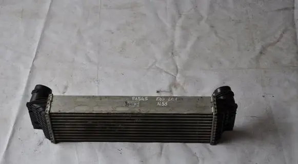 BMW 5 F10 F11 Intercooler radiator 7577115