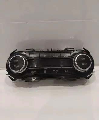 Mercedes-Benz CLA C117 X117 W117 Climate control unit A2469001908