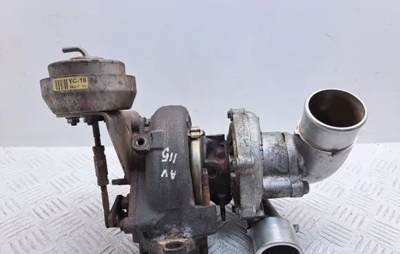 Toyota Avensis T270 Turbo 172010R050 0901290023