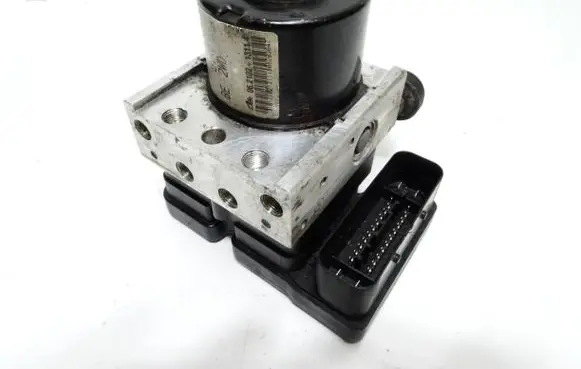 Opel Agila B ABS Pump 06210213114 51K0 0213111808