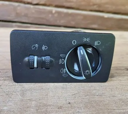Skoda Fabia Mk1 (6Y) Headlight level height control switch 6Y0919094B 04062200