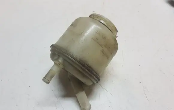 Nissan X-Trail T30 Power steering fluid tank/reservoir