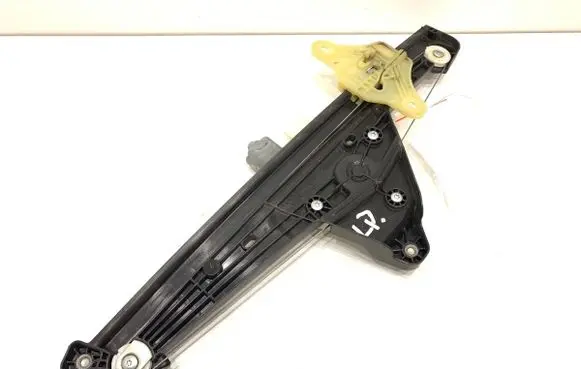 Renault Clio V Front door window regulator with motor 807216723R