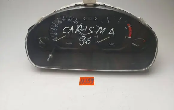 Mitsubishi Carisma Speedometer (instrument cluster) 0P0179007