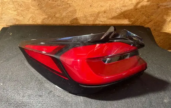 BMW 5 G30 G31 Rear/tail lights 8493813 25022021 661005