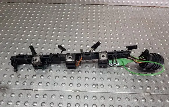 Audi A4 S4 B7 8E 8H Fuel injector wires S26371205 03G971826A