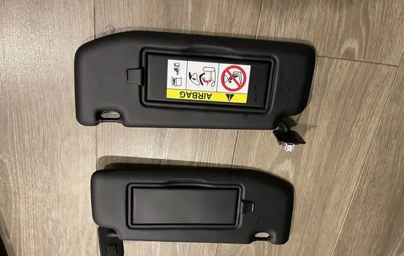 Opel Mokka B Sun visor 98265223ZD 98269224ZD