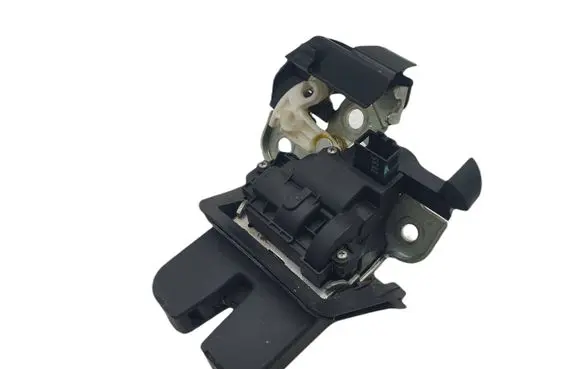 Audi A4 S4 B7 8E 8H Tailgate/trunk/boot lock/catch/latch 8R0827505