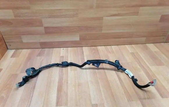 Positive cable (battery)