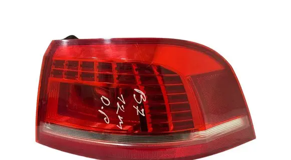 Volkswagen PASSAT B7 Rear/tail lights 3AF945208B 2SK01074602 051204103