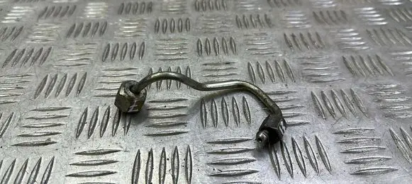 Jeep Cherokee Fuel injector supply line/pipe 