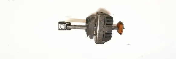 BMW 5 E60 E61 Front door check strap stopper 7176804