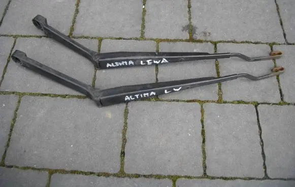 Nissan Altima Front wiper blade arm 288819E000 288869E000