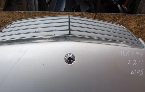 Mercedes-Benz E W211 Engine bonnet/hood