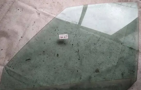 Citroen C4 I Picasso Front door window glass four-door as2