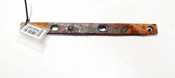 Toyota Land Cruiser (HDJ90) Engine mounting bracket 