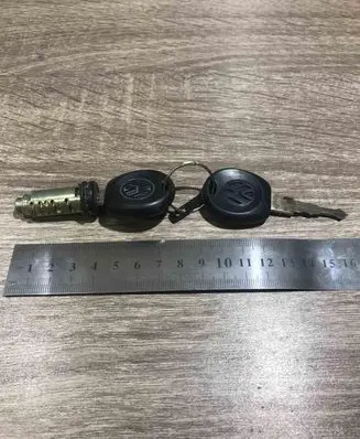Volkswagen Golf II Ignition key/card VWKEYWITHLOCK
