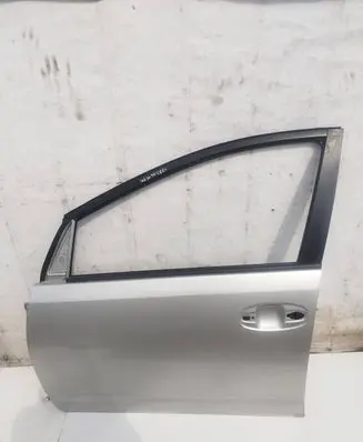 Toyota Prius (XW20) Front door