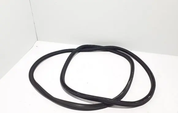 Audi A6 S6 C9 4L Trunk rubber seal (body) 4P9827705