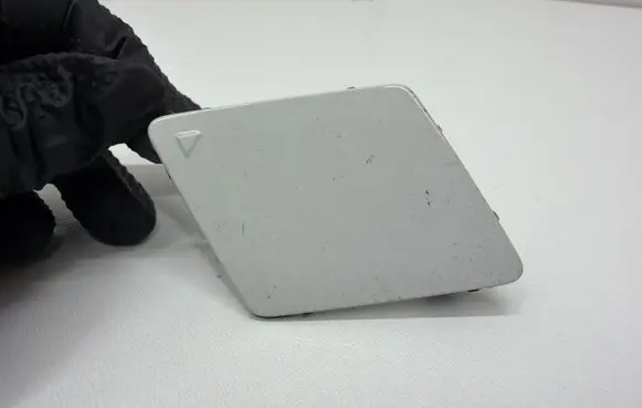BMW 5 F10 F11 Front tow hook cap/cover 7200717
