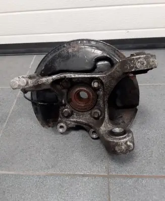Ford Mustang VI Rear wheel hub FR3C5A971BB 161126205058 1201501