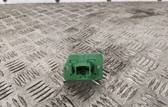 Hyundai Santa Fe Heater blower motor/fan resistor TMNEYAI2