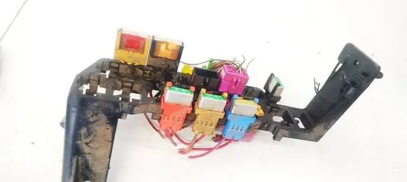 Audi A6 S6 C5 4B Fuse box set 8D1937545