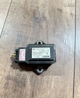 Mercedes-Benz E W211 ESP acceleration yaw rate sensor A0025426618 0014822 0265005246