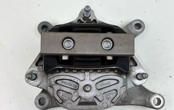 Audi A5 Gearbox mount 8W0399156