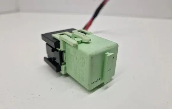 BMW 5 F10 F11 Other relay V23134K59X312