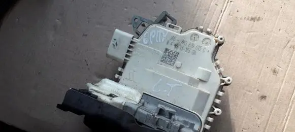 Audi Q5 SQ5 Rear door lock 8K0839015C
