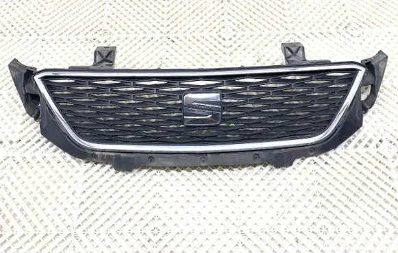Seat Toledo IV (NH) Front grill 6JA853668A