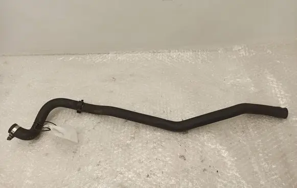 BMW 7 E38 Engine coolant pipe/hose