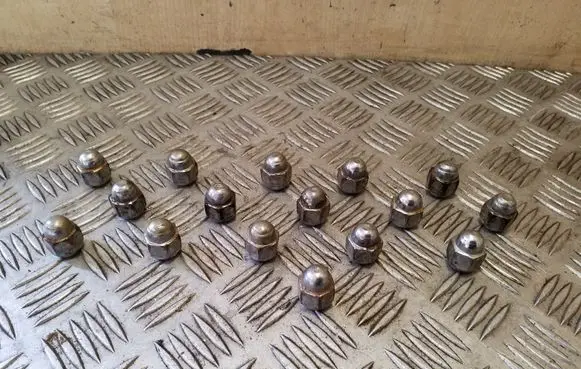 Subaru Forester SG Nuts/bolts 
