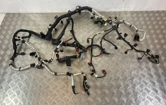 Jeep Grand Cherokee Engine installation wiring loom 05148163AD