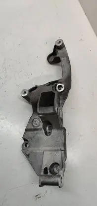 Peugeot 2008 II Generator/alternator bracket 9809714680
