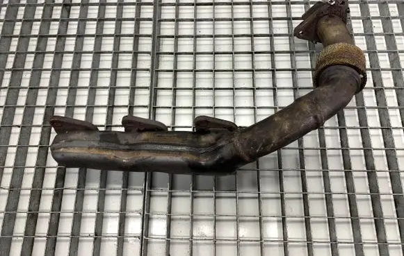Mercedes-Benz CLS C218 X218 Exhaust manifold A6421400809