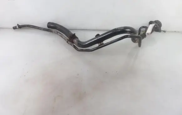 Suzuki Swift II Fuel tank filler neck pipe 