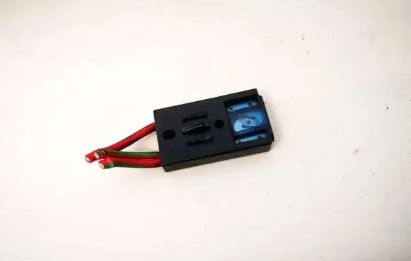 Audi 80 90 S2 B4 Fuse 8a0937530
