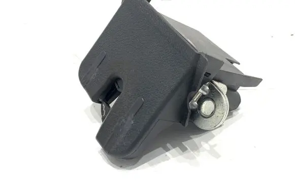 Volkswagen Golf Plus Tailgate exterior lock 3C9827645A