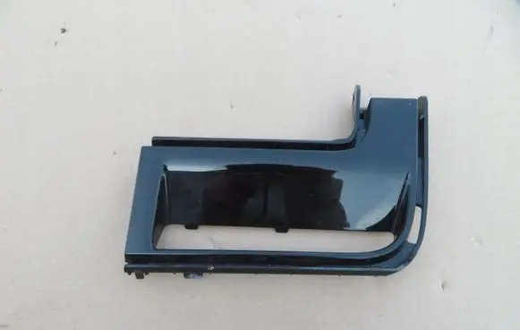 Volvo EX30 Front bumper lower grill 2685