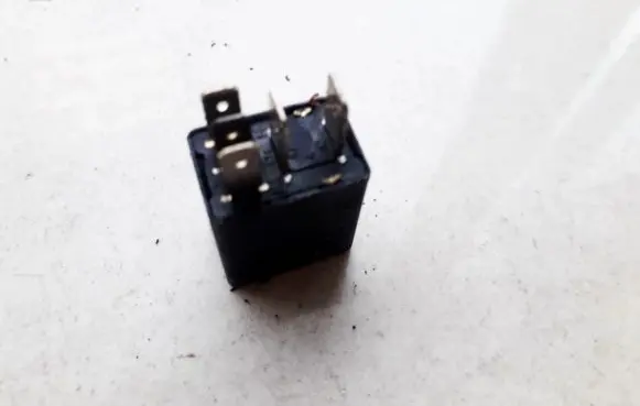 Renault Scenic I Other relay 7700414484