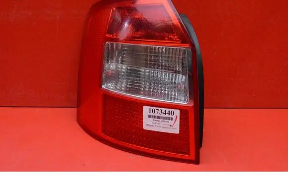 Audi A4 S4 B6 8E 8H Rear/tail lights 8E9945095
