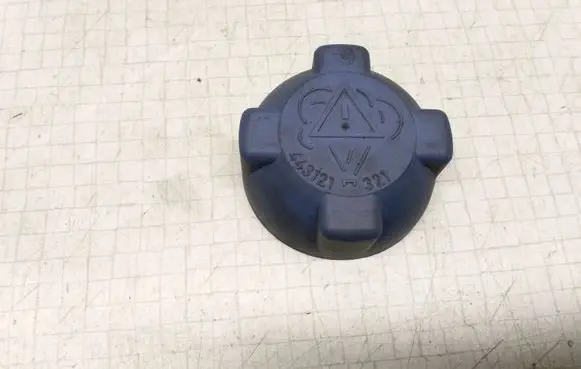 Volkswagen Jetta II Coolant expansion tank/reservoir cap 443121321