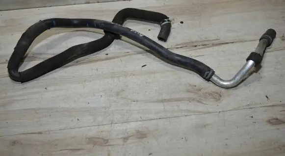 Mercedes-Benz ML AMG W164 Engine coolant pipe/hose