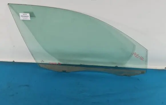 Volkswagen Tiguan Front door window glass four-door IMPRK1580332