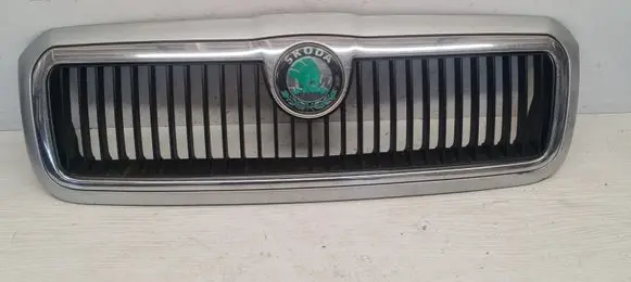Skoda Octavia Mk1 (1U) Front bumper upper radiator grill 1U0853651