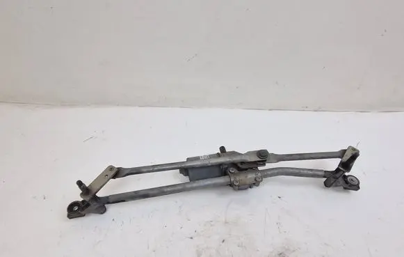 Land Rover Freelander 2 - LR2 Front wiper linkage and motor 405040 L359RHD 6194D